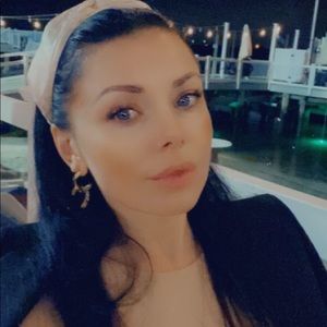 Meet your Posher, Nataliia